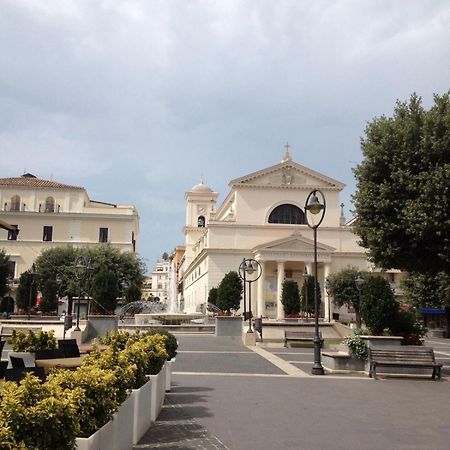 Newhouse Anthium - Central Chic Anzio Bagian luar foto